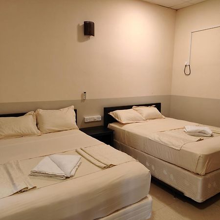 Royal Point Arugambay Hotel Arugam Bay Buitenkant foto