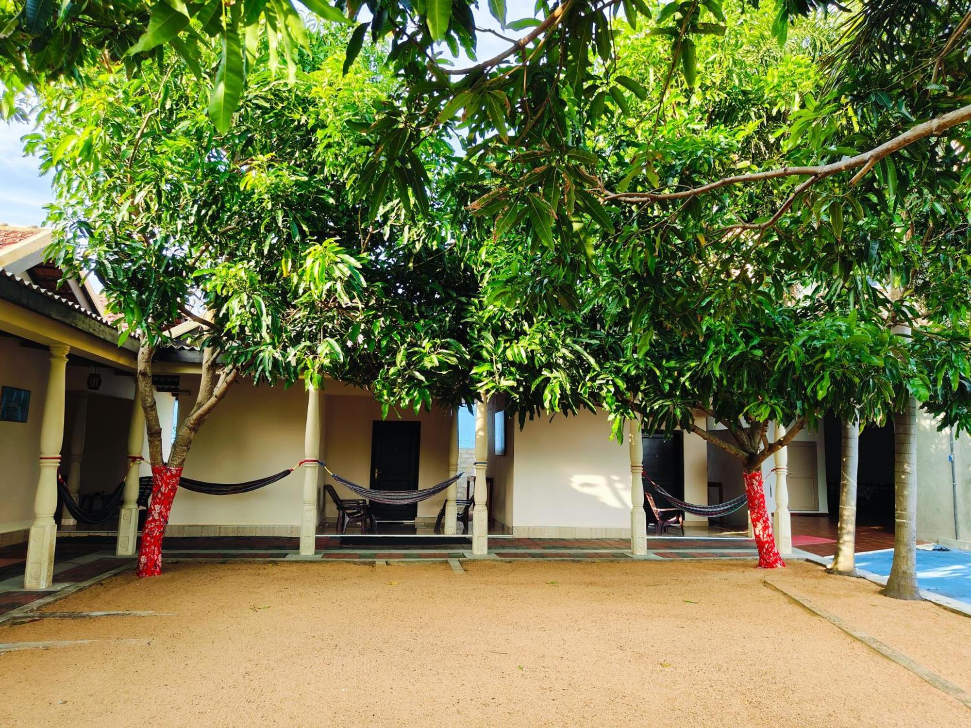Royal Point Arugambay Hotel Arugam Bay Buitenkant foto