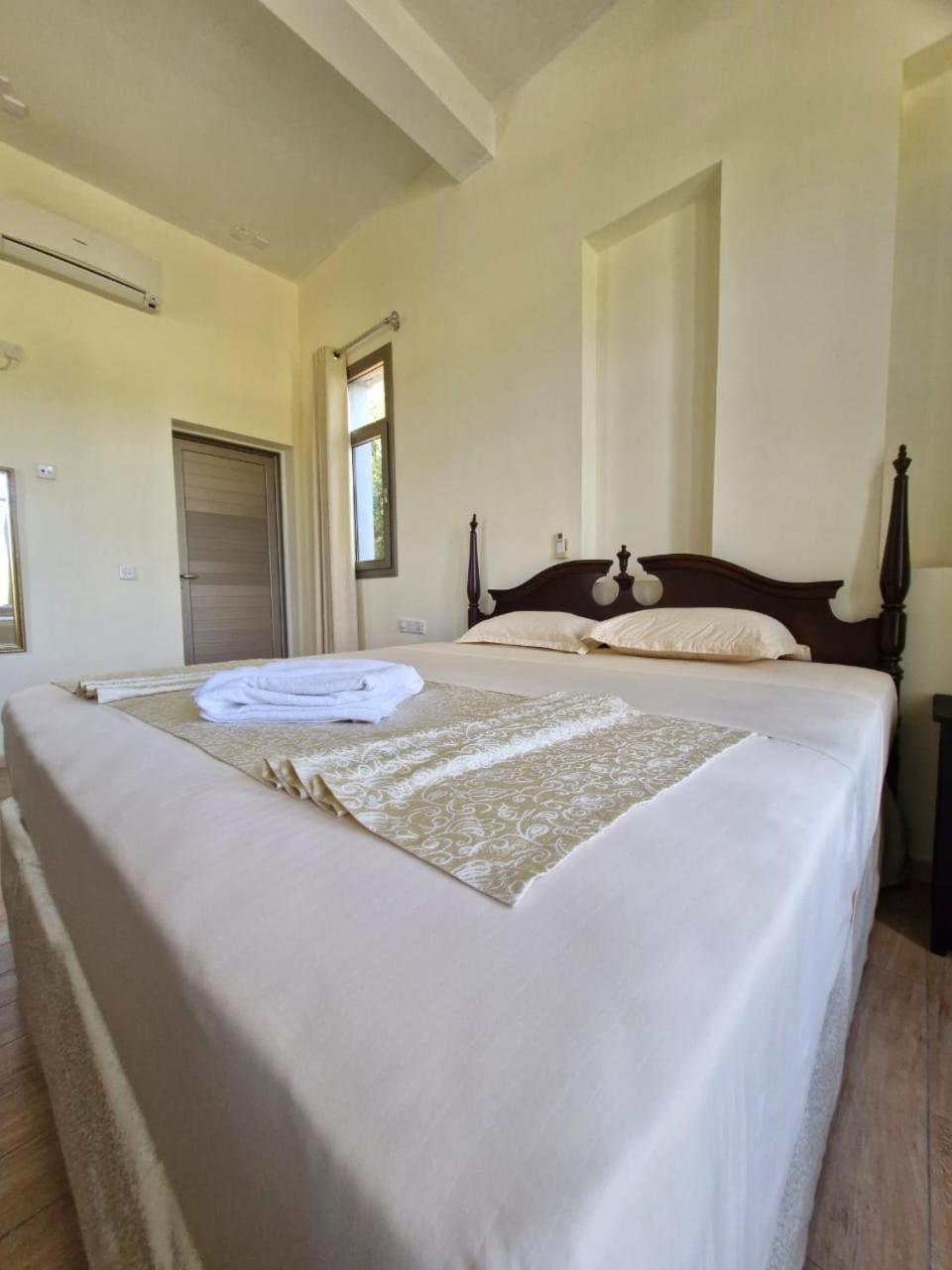 Royal Point Arugambay Hotel Arugam Bay Kamer foto